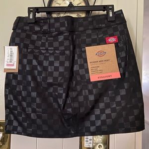 NWT Dickies Mini Skirt 9/29 Brand new